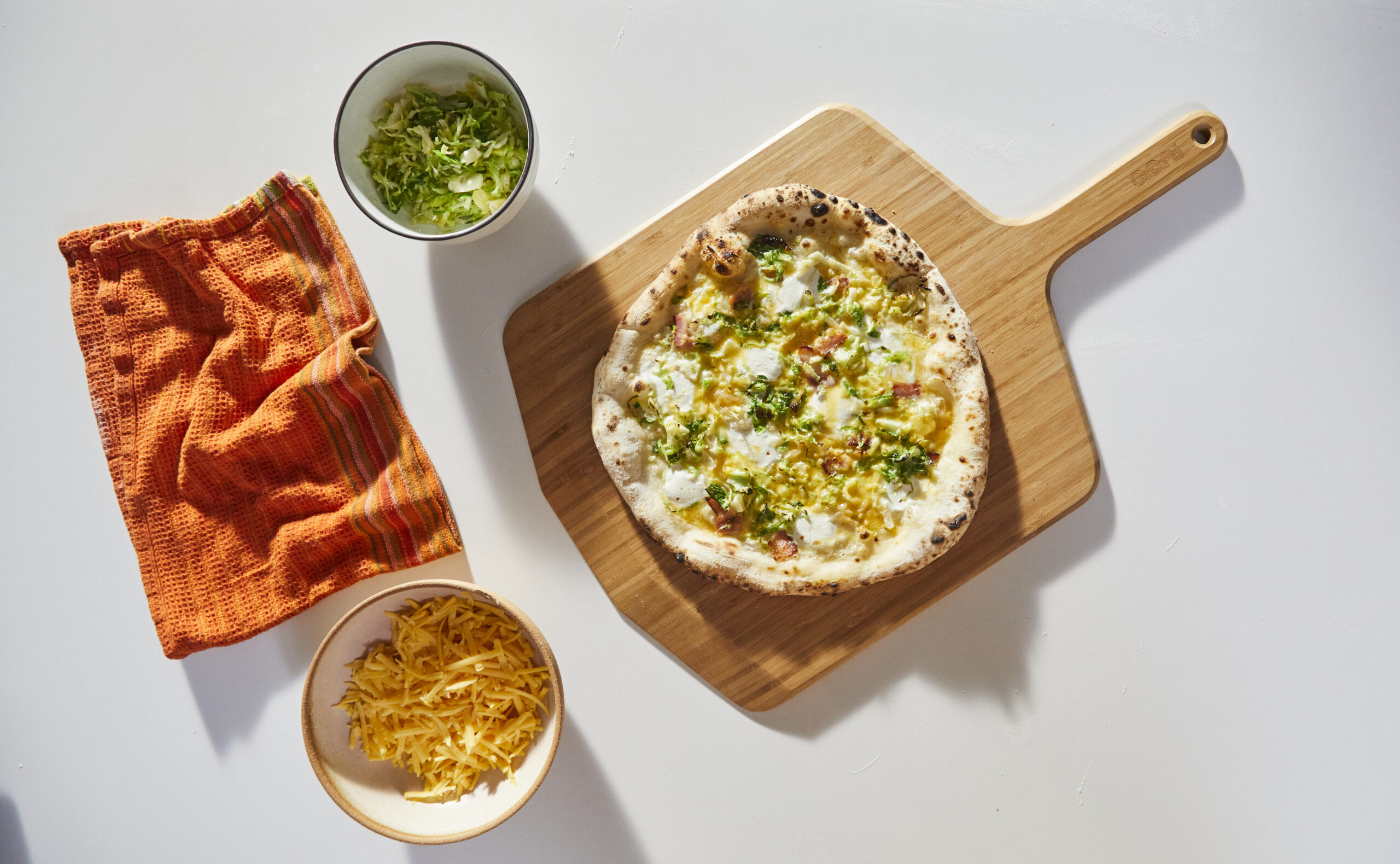 12" Bamboo Pizza Peel & Serving Board / 12インチ用竹製ピザピール - 画像 (4)